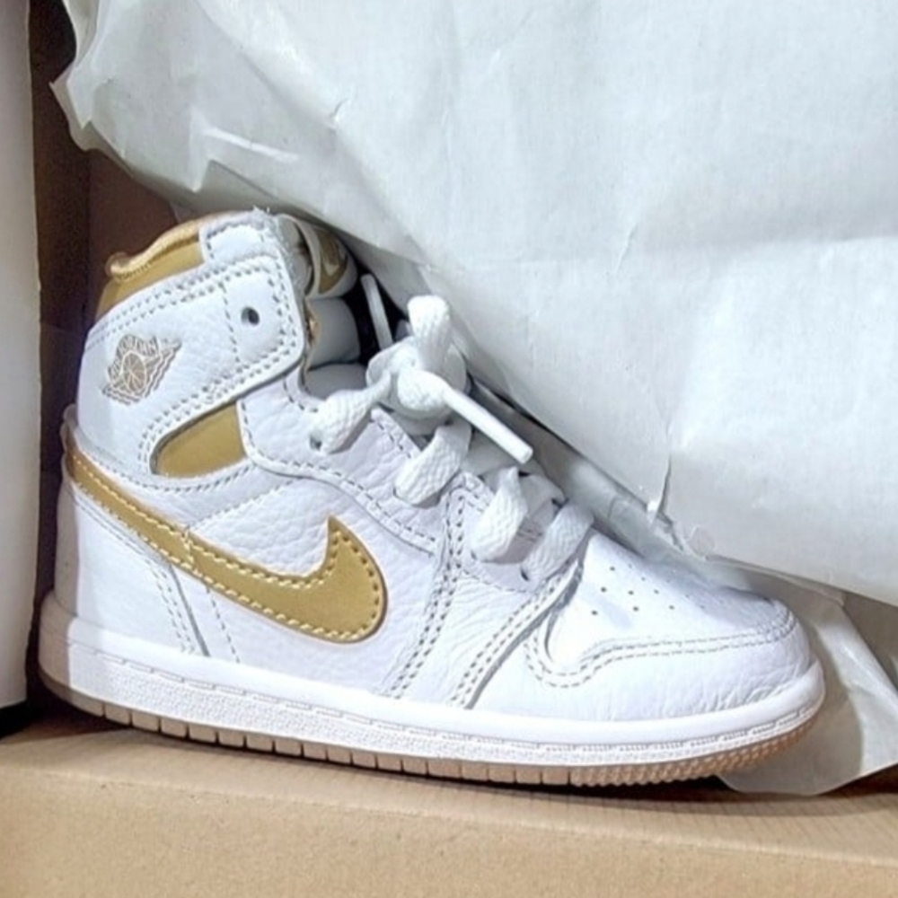 Kids White and Gold AIR JORDANS